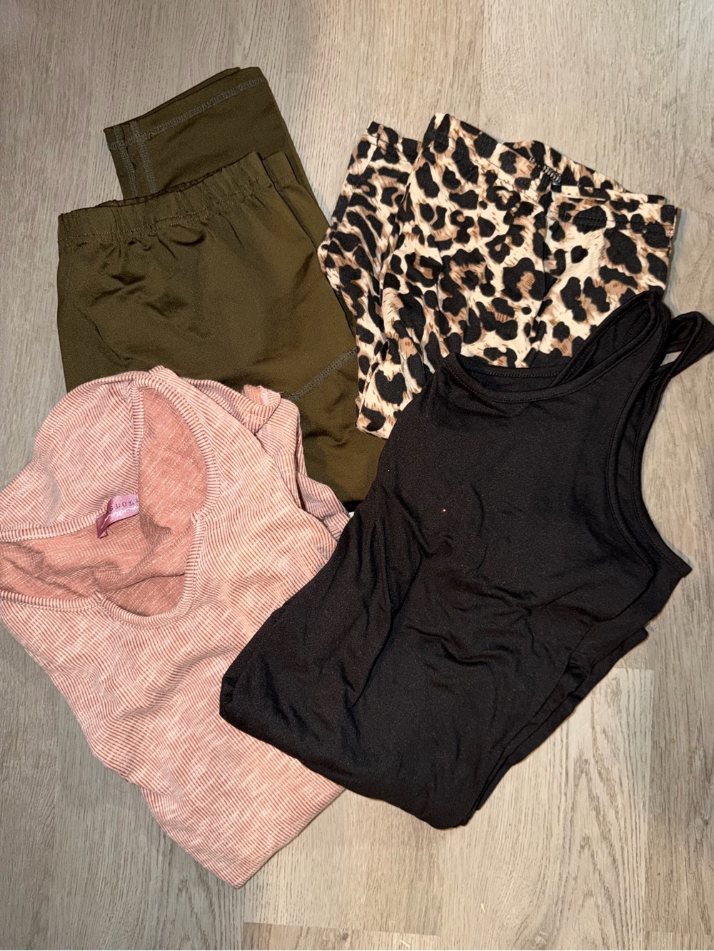 Maternity Clothes bundle size L